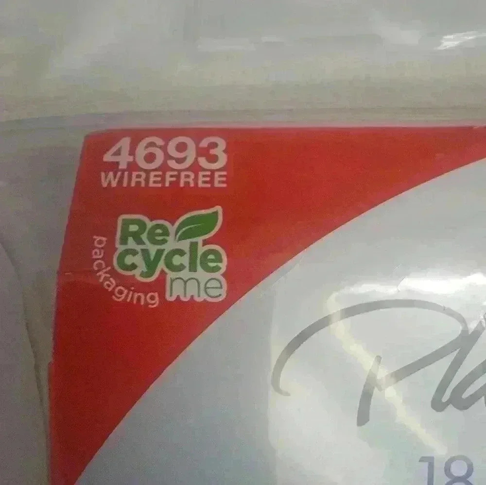 Playtex 18 Hour Bra 4693 Beige Tan 38C Comfort Cushion Straps Wireless Tagless - Picture 4 of 6